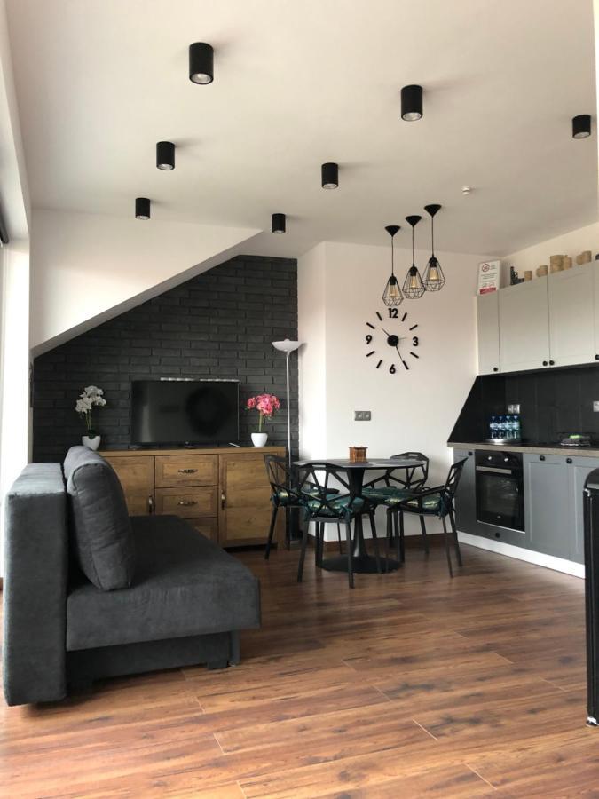 Apartament U Maksa W Slonecznych Apartamentach ウストロニエ・モルスキエ エクステリア 写真